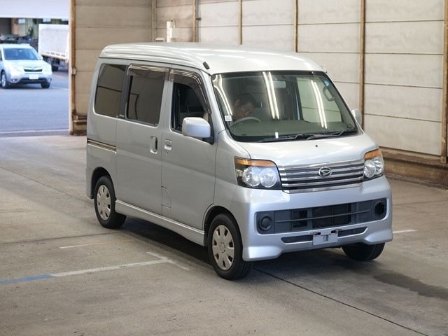 2680 Daihatsu Atrai wagon S321G 2011 г. (ARAI Bayside)